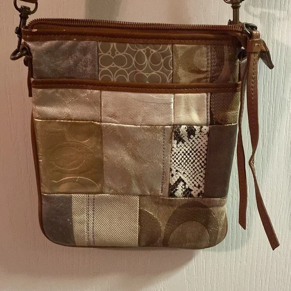 Coach crossbody - Picture 2 of 6